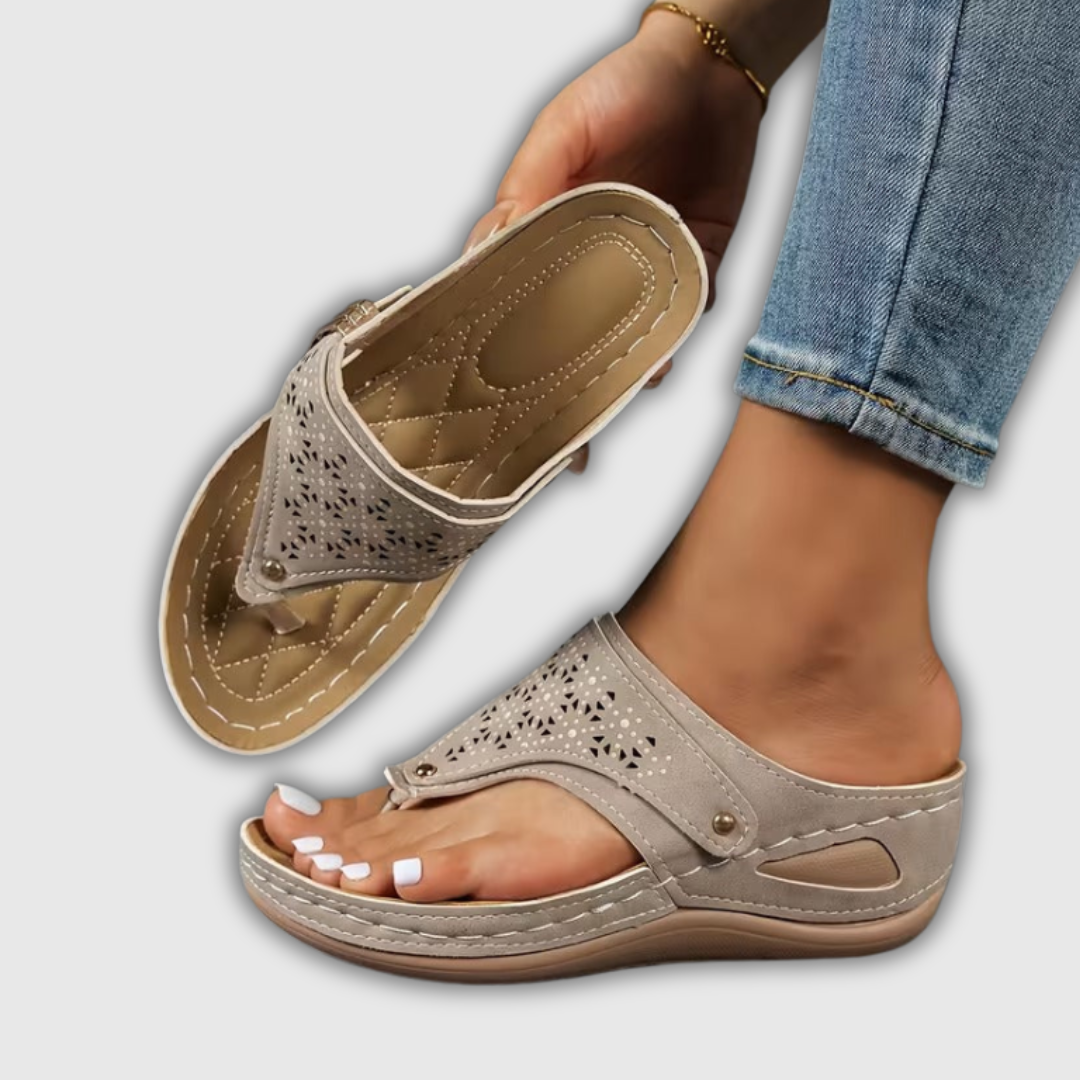 Archella | Unterstützende Sandalen mit Absatz