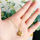 Goldplattierte Kette mit Pfotenanhänger