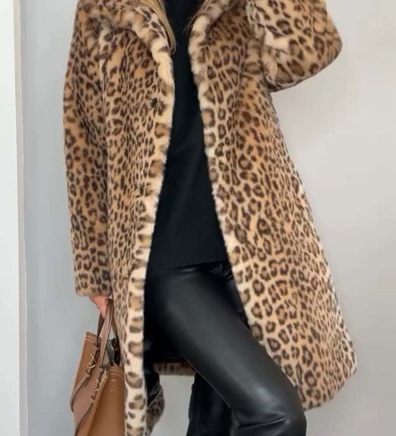 Leia - Langer Leopardenmantel