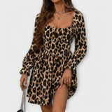 Bezauberndes Kleid mit Leopardenprint