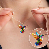 Farbenfrohes Kolibri-Halsband