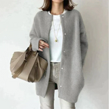 Verena | Oversized Strickjacke mit Druckknöpfen