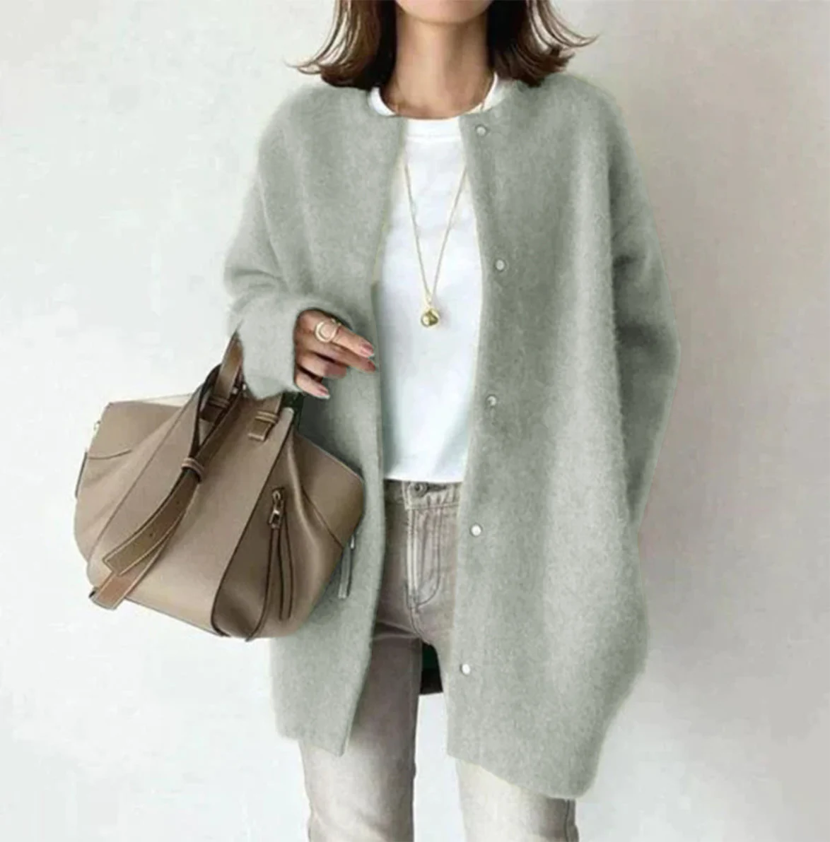 Verena | Oversized Strickjacke mit Druckknöpfen
