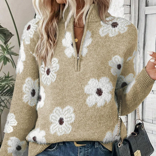 Judith | Floraler Kabelstrick-Pullover