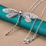 Sterling Silber Libellenkette – Zeichen für Eleganz und Wandel