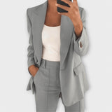 Teiliges elegantes Set für Damen