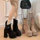 Amália - Urban-Stiefel mit Persönlichkeit und Selbstbewusstsein
