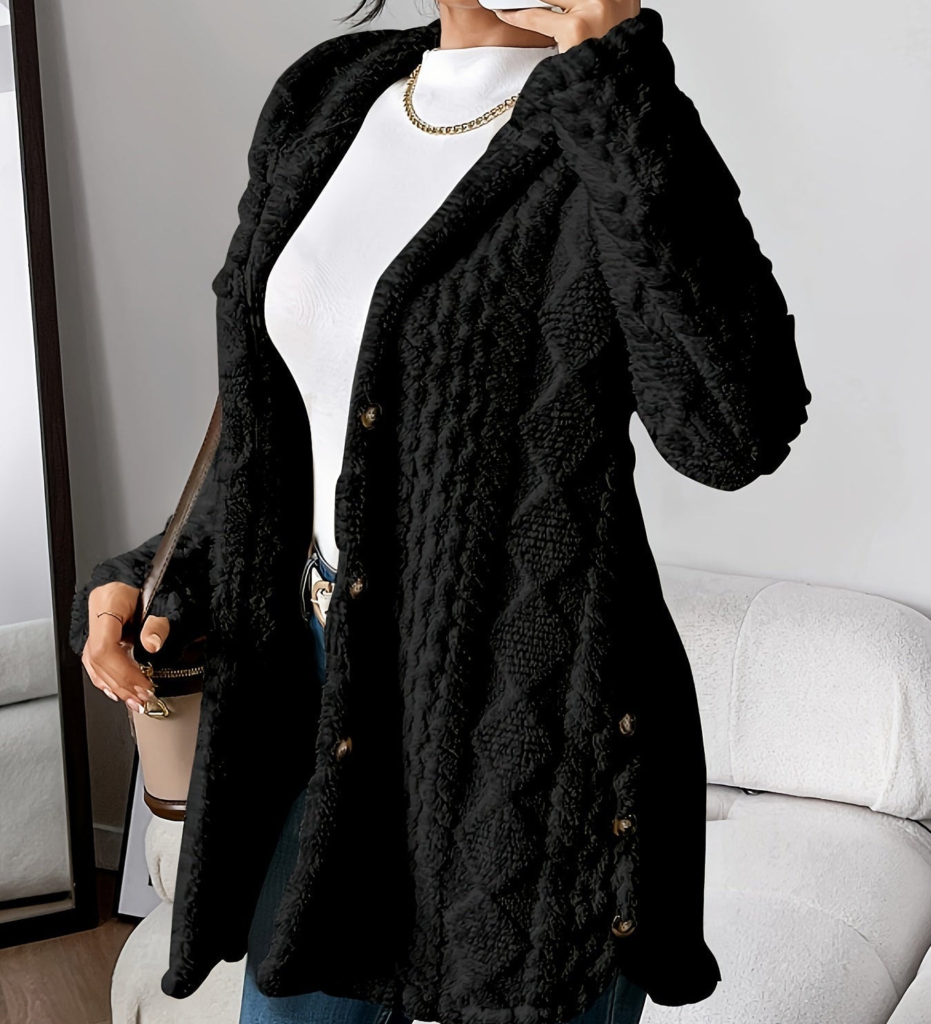 Sara - Flauschige Kapuzenjacke