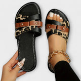 Kreuzband Sandalen mit Leopardenmuster