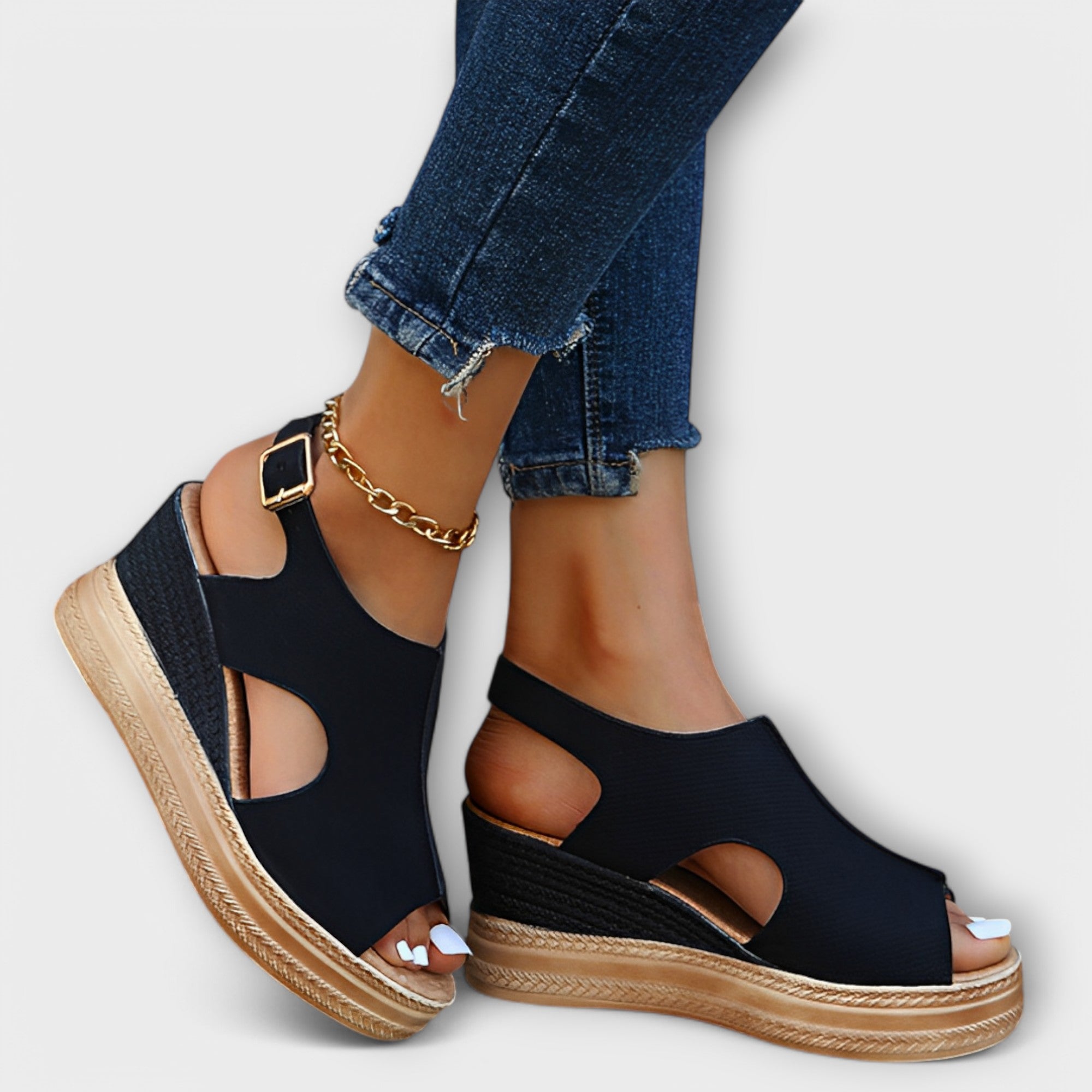 Rosalie – Innovative Orthopädische Sandalen