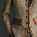 Damen Vintage Fischgräten-Tweed Jacke mit Lederbesatz und Knopfleiste